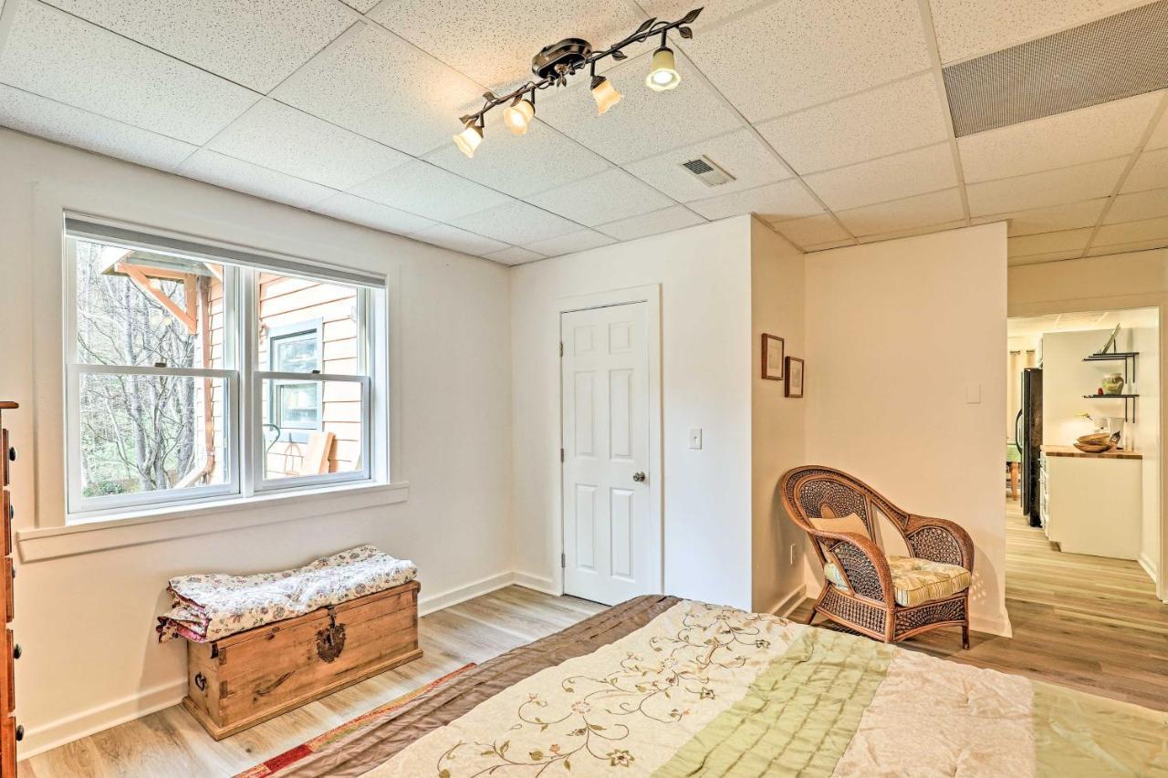 Asheville Mountain Getaway With Patio And Koi Pond! Exteriör bild