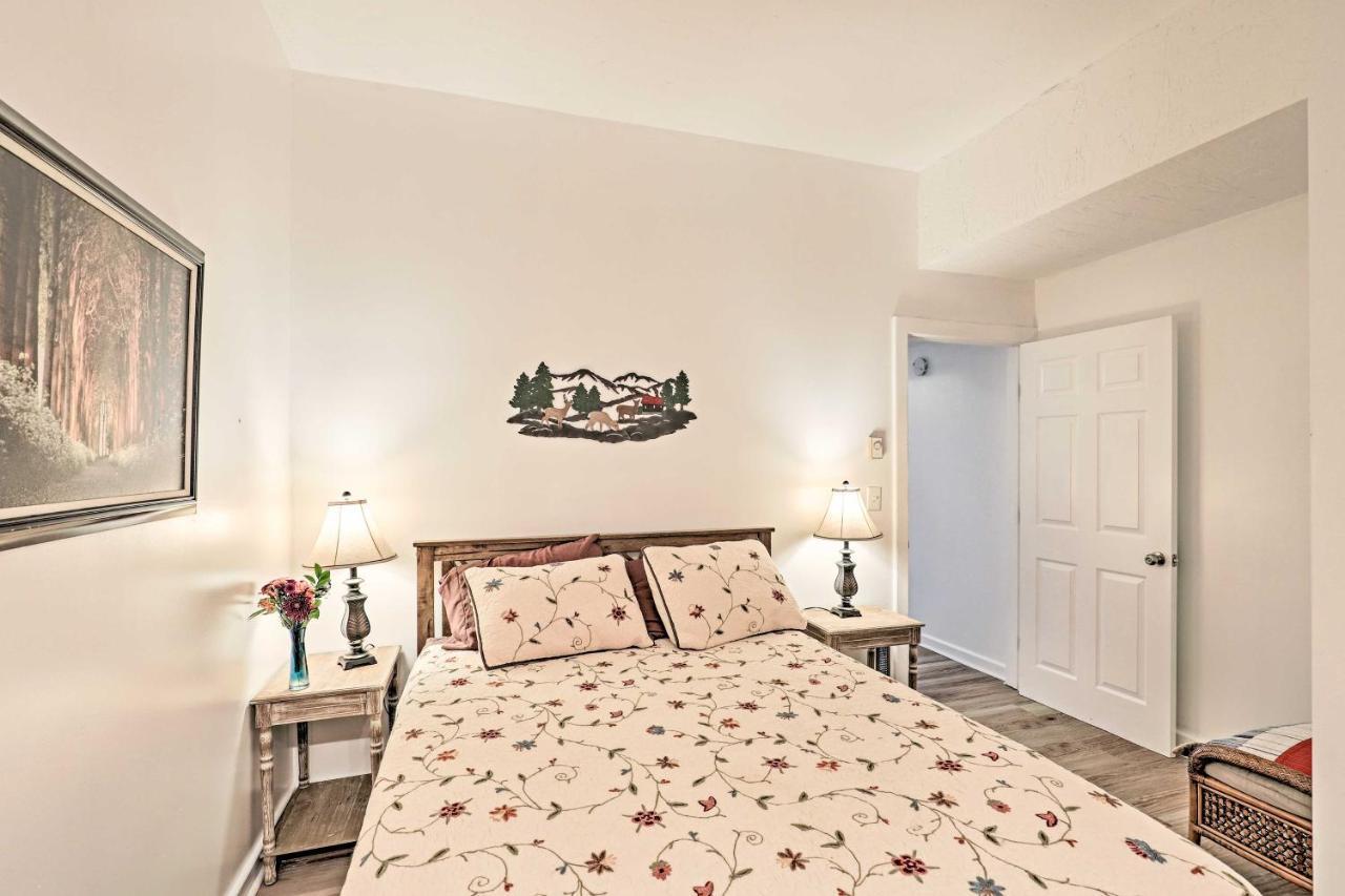 Asheville Mountain Getaway With Patio And Koi Pond! Exteriör bild